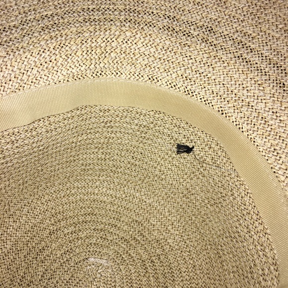 Spring straw hat with black ribbon detail. - Picture 7 of 8